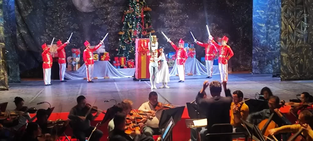 La Orquesta Sinfónica Inti en el ensayo de “El Cascanueces”